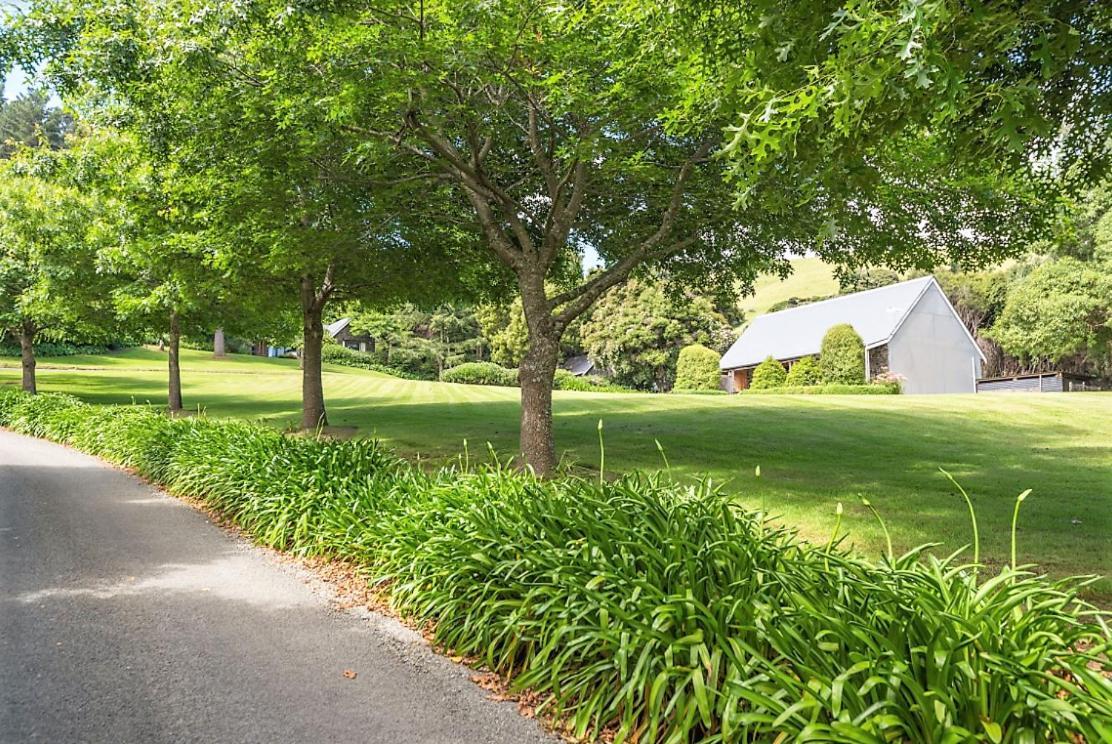 Tranquil Family Retreat Villa Akaroa Eksteriør bilde